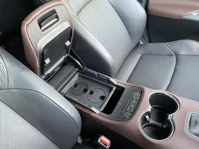 トヨタ ハリアー Z レザーパッケージ 道北・旭川 2020(令2)年 1.1万km プレシャスブラックパール ワンオーナー/JBLサウンドシステム/全方位カメラ/フルセグTV/レザーシート/前席シートヒーター&ベンチレーション/前席パワーシート（運転席メモリー付）/GRフロントスポイラー/GRサイドスカート/GRリアバンパースポイラー/GRスポーツマフラー/GRバックドアスポイラー/GRフロントバンパーガーニッシュ/GRスポーツサイドバイザー/モデリスタシグネチャーイルミグリル/デジタルインナーミラー/パワーバックドア/コーナーセンサー/ETC2.0/BSM/寒冷地仕様