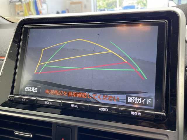 トヨタ シエンタ ハイブリッド G クエロ 千葉県 2020(令2)年 5.6万km ブラックマイカ 純正SDナビ/フルセグテレビ/バックカメラ/CD/DVD/SD再生/Bluetooth接続/オートエアコン/オートライト/オートマチックハイビーム/後席モニター(TVM-PW900)/プッシュスタート/スマートキー/ビルトインETC/横滑り防止装置/レーンキープアシスト/両側パワースライドドア/純正フロアマット/ステアリングヒーター/前席シートヒーター/電動格納ウィンカーミラー/パーキングサポートブレーキ/先行車発進告知/クリアランスソナー