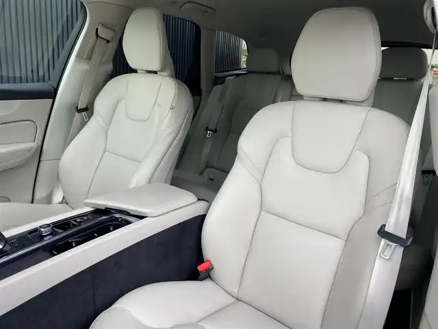 ボルボ ボルボ ＸＣ６０ プラス B5 福岡県 2022(令4)年 4.5万km クリスタルホワイトP ワンオーナー/白革シート/記録簿/スペアキー/禁煙車/前後ドラレコ/Ｇｏｏｇｌｅ/前後シートヒーター/ワイヤレススマホチャージ/メタルメッシュアルミニウムパネル/３６０°カメラ/パワーテールゲート/純正１８インチＡＷ