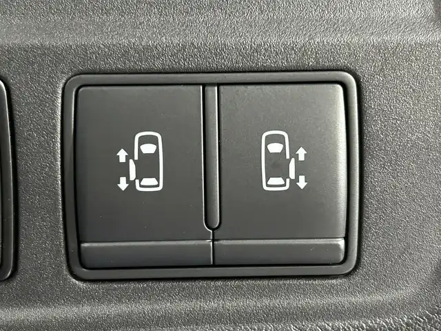 日産 セレナ ハイウェイスター V 大阪府 2020(令2)年 4.8万km ブリリアントホワイトパール ProPILOT 純正ナビTV 360カメラ フリップダウンモニター レーダークルコン 衝突軽減ブレーキ レーンアシスト ブラインドSM 両側パワースライドドア パークアシスト クリアランスソナー リアオートエアコン