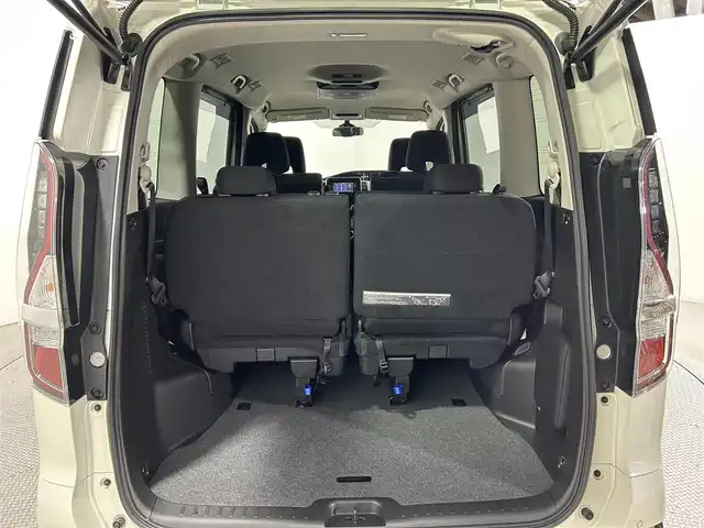 日産 セレナ ハイウェイスター V 大阪府 2020(令2)年 4.8万km ブリリアントホワイトパール ProPILOT 純正ナビTV 360カメラ フリップダウンモニター レーダークルコン 衝突軽減ブレーキ レーンアシスト ブラインドSM 両側パワースライドドア パークアシスト クリアランスソナー リアオートエアコン