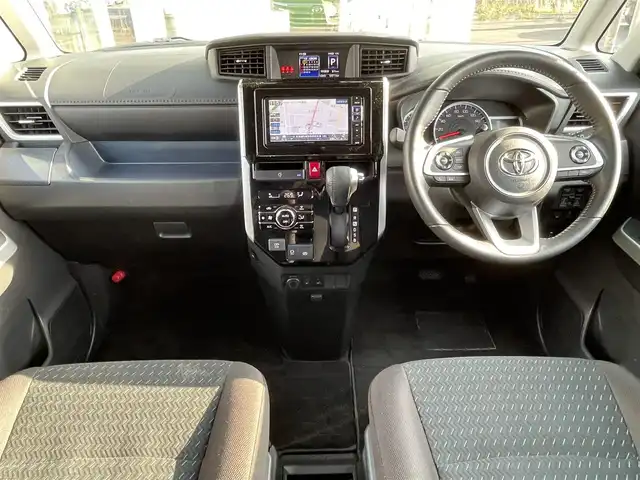 トヨタ ルーミー カスタムG 道央・札幌 2022(令4)年 0.7万km ブラックマイカメタリック ・４WD/・ワンオーナー/・寒冷地仕様/・衝突被害軽減システム/・社外メモリナビ/BＴ・ＵＳＢ・ＤＶＤ・ＣＤ・ＳＤ・ラジオ・ＨＤＭＩ/・両側パワースライドドア/・バックカメラ/・社外フリップダウンモニター/・積込み夏タイヤ/・レーダークルーズ/・コーナーセンサー/・純正エンジンスターター/・ビルトインETC/・前後ドライブレコーダー/・置くだけ充電/・シートヒーター/・フォグランプ/・保障書/・取扱説明書