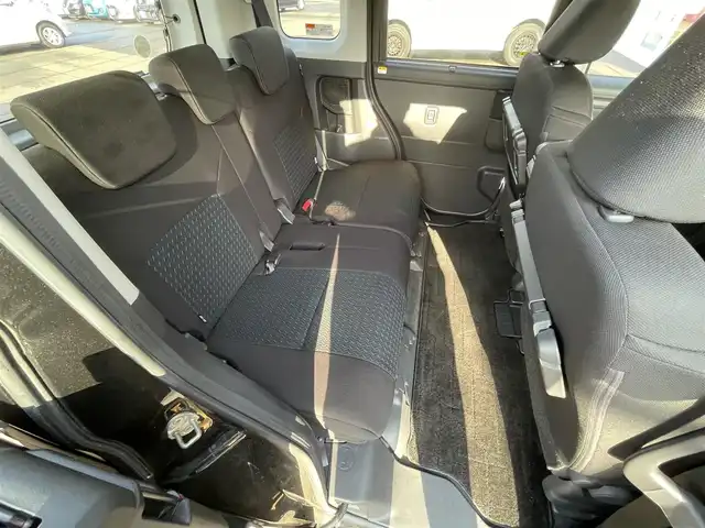 トヨタ ルーミー カスタムG 道央・札幌 2022(令4)年 0.7万km ブラックマイカメタリック ・４WD/・ワンオーナー/・寒冷地仕様/・衝突被害軽減システム/・社外メモリナビ/BＴ・ＵＳＢ・ＤＶＤ・ＣＤ・ＳＤ・ラジオ・ＨＤＭＩ/・両側パワースライドドア/・バックカメラ/・社外フリップダウンモニター/・積込み夏タイヤ/・レーダークルーズ/・コーナーセンサー/・純正エンジンスターター/・ビルトインETC/・前後ドライブレコーダー/・置くだけ充電/・シートヒーター/・フォグランプ/・保障書/・取扱説明書