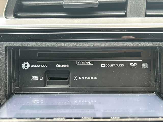 ホンダ フィット 13G F 高知県 2017(平29)年 3.7万km プレミアムホワイトパールⅡ 社外７インチナビ/（フルセグＴＶ／Ｂｌｕｅｔｏｏｔｈオーディオ／ＣＤ・ＤＶＤ）/ＥＴＣ/ＬＥＤヘッドライト/オートライト/純正フロアマット/社外アルミホイール/スマートキー/スペアキー