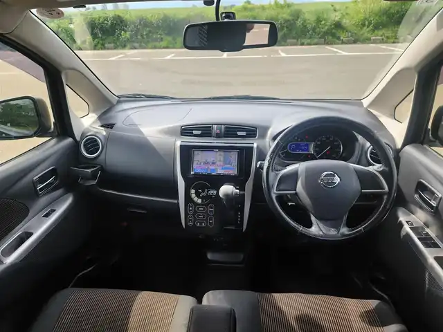 日産 デイズ ハイウェイスターX 福岡県 2014(平26)年 14.4万km 黒 社外SDナビ・ワンセグTV/スマートキー/プッシュスタート/純正アルミホイール/純正HIDヘッドライト/バックカメラ/ETC/保証書/取扱説明書