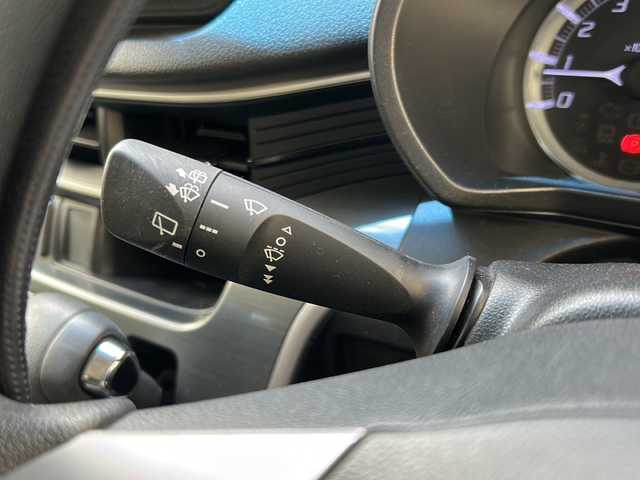 ダイハツ ムーヴ カスタム X 兵庫県 2015(平27)年 6.1万km ブラックマイカメタリック 純正ディーラーSDナビ/　Bluetooth/UB/CD/AM/FM/IPod/フルセグTV（走行中視聴可）/ETC/ベンチシート/アンチロック・ブレーキ・システム/横滑り防止装置/盗難防止装置/アイドリングストップ/パワーステアリング/パワーウィンドウ/LEDヘッドライト/オートライト/プッシュスタート/エアバッグ（W）/スペアキー（１本）/保証書/取扱説明書