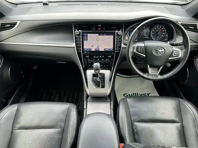 トヨタ ハリアー ハイブリッド プログレス メタル&レザーP 千葉県 2020(令2)年 3.4万km ホワイトパールクリスタルシャイン JBLプレミアムサウンド/黒革シート/パノラミックビューカメラ/純正ナビ/・CD/DVD/MSV/Blu-ray/Bluetooth/フルセグ/トヨタセーフティーセンス/・プリクラッシュセーフティー/・レーンディパーチャーアラート/・インテリジェントクリアランスソナー/・オートマチックハイビーム/・アダプティブクルーズコントロール/前席パワーシート/前席シートヒーター/前席シートベンチレーション/パワーバックドア/スマートキー/前後コーナーセンサー/ウッドコンビステアリング/純正LEDヘッドライト/フォグランプ/純正18インチアルミホイール/純正前後ドライブレコーダー【TZ-D205W】/ビルトインETC2.0/ドアバイザー/サイド＆カーテンエアバッグ