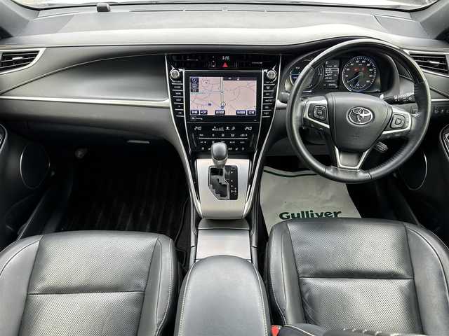 トヨタ ハリアー ハイブリッド プログレス メタル&レザーP 道北・旭川 2020(令2)年 3.4万km ホワイトパールクリスタルシャイン JBLプレミアムサウンド/黒革シート/パノラミックビューカメラ/純正ナビ/・CD/DVD/MSV/Blu-ray/Bluetooth/フルセグ/トヨタセーフティーセンス/・プリクラッシュセーフティー/・レーンディパーチャーアラート/・インテリジェントクリアランスソナー/・オートマチックハイビーム/・アダプティブクルーズコントロール/前席パワーシート/前席シートヒーター/前席シートベンチレーション/パワーバックドア/スマートキー/前後コーナーセンサー/ウッドコンビステアリング/純正LEDヘッドライト/フォグランプ/純正18インチアルミホイール/純正前後ドライブレコーダー【TZ-D205W】/ビルトインETC2.0/ドアバイザー/サイド＆カーテンエアバッグ