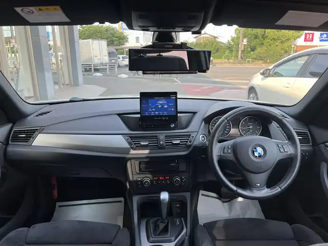 ＢＭＷ Ｘ１ 香川県 2011(平23)年 6.7万km ミネラルホワイト 社外SDナビ/フルセグ/CD/DVD/Bluetooth/ミラー型GPSレーダー探知機/バックカメラ/ドライブレコーダー/純正18インチアルミ/ミラー型ETC/スマートキー