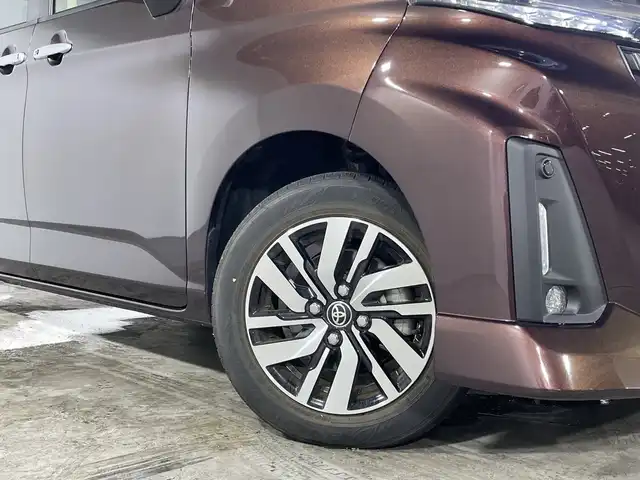 トヨタ ルーミー カスタムG 福岡県 2022(令4)年 1.1万km プラムブラウンパールクリスタルシャイン プッシュスタート/両側パワースライドドア/アイドリングストップ/オートブレーキホールド/純正LEDヘッドライト/シートヒーター/ドアバイザー/フォグランプ/保証書/スペアキー