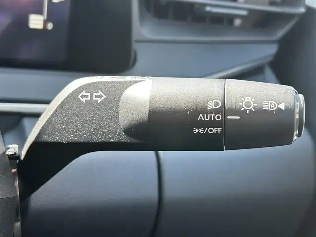 日産 ノート X 福島県 2024(令6)年 0.7万km スーパーブラック 純正ディスプレイオーディオ/（ＢＴ／ＡｐｐｌｅｃａｒＰｌａｙ／ＡｎｄｒｏｉｄＡｕｔｏ／ｉＰｏｄ）/全方位カメラ　/標識認識機能　/横滑り防止装置　/衝突被害軽減システム　/コーナーセンサー前後　/純正フロアマット/オートライト/オートハイビーム/ドライブレコーダー/ブラインドスポットモニター/LEDヘッドライト