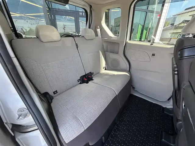日産 ルークス X 愛媛県 2020(令2)年 5.5万km ホワイトパール 純正9型ナビ/全周囲カメラ/左側電動スライドドア/ハンズフリースライド/ドライブレコーダー/クリアランスソナー/後席サーキュレーター/アイドリングストップ/電格ミラー/純正ドアバイザー/後席サンシェイド/現状サマー(鉄)(155/65/R14)/BRIDGESTONE NEWNO/禁煙車