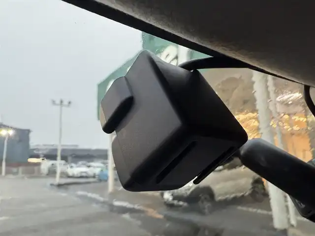 スズキ スイフト スポーツ 千葉県 2014(平26)年 3.1万km チャンピオンイエロー 社外7インチHDDナビ/フルセグTV/CD/DVD/BT/ETC/バックカメラ/シートヒーター/社外フルエアロ/ディスチャージヘッドライト/フォグランプ/バックフォグ/オートライト/社外17インチAW