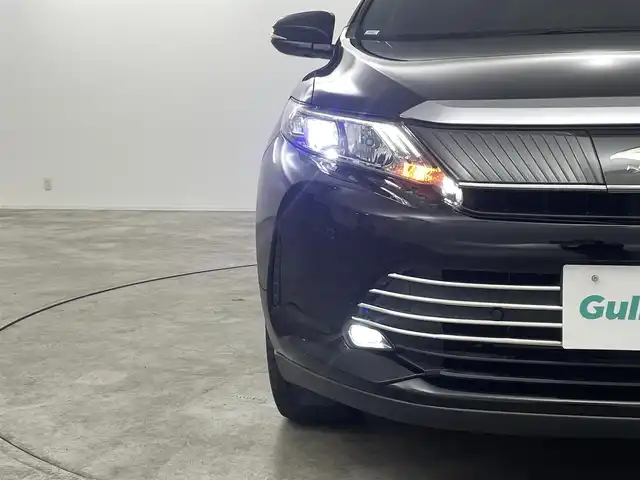 トヨタ ハリアー エレガンス 福島県 2018(平30)年 6.5万km ブラック トヨタセーフティセンス/・レーンディパーテャーアラート/・プリクラッシュセーフティ/・インテリジェントクリアランスソナー/純正7インチナビ/・型番;NSZT-W68T/・フルセグ/TV/DVD/CD/BT/SD/AM/FM/バックカメラ/追従走行付きクルーズコントロール/LEDオートライト/・フォグランプ/・オートマチックハイビーム/ハーフレザーシート/・パワーシート/純正アルミホイール付きサマータイヤ/アイドリングストップ/電動格納ミラー/・ウィンカーミラー/電子パーキング/・ブレーキホールド/プッシュスタート/・スマートキー