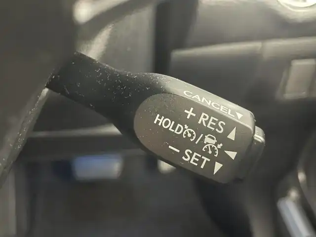 トヨタ ハリアー エレガンス 福島県 2018(平30)年 6.5万km ブラック トヨタセーフティセンス/・レーンディパーテャーアラート/・プリクラッシュセーフティ/・インテリジェントクリアランスソナー/純正7インチナビ/・型番;NSZT-W68T/・フルセグ/TV/DVD/CD/BT/SD/AM/FM/バックカメラ/追従走行付きクルーズコントロール/LEDオートライト/・フォグランプ/・オートマチックハイビーム/ハーフレザーシート/・パワーシート/純正アルミホイール付きサマータイヤ/アイドリングストップ/電動格納ミラー/・ウィンカーミラー/電子パーキング/・ブレーキホールド/プッシュスタート/・スマートキー