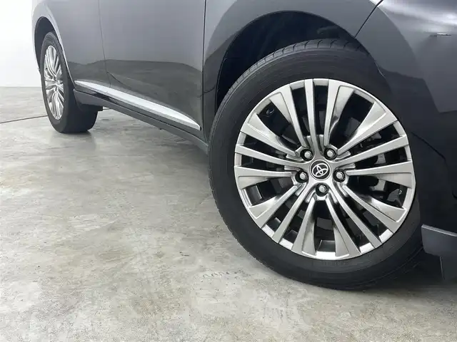 トヨタ ハリアー エレガンス 福島県 2018(平30)年 6.5万km ブラック トヨタセーフティセンス/・レーンディパーテャーアラート/・プリクラッシュセーフティ/・インテリジェントクリアランスソナー/純正7インチナビ/・型番;NSZT-W68T/・フルセグ/TV/DVD/CD/BT/SD/AM/FM/バックカメラ/追従走行付きクルーズコントロール/LEDオートライト/・フォグランプ/・オートマチックハイビーム/ハーフレザーシート/・パワーシート/純正アルミホイール付きサマータイヤ/アイドリングストップ/電動格納ミラー/・ウィンカーミラー/電子パーキング/・ブレーキホールド/プッシュスタート/・スマートキー