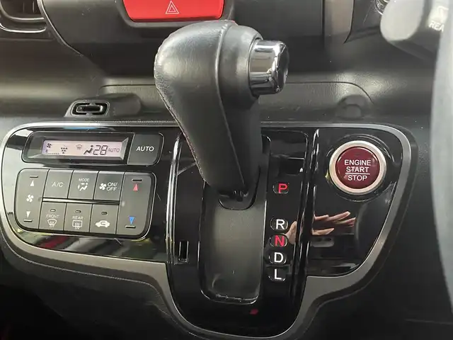 ホンダ Ｎ ＢＯＸ カスタム G Aパッケージ 島根県 2014(平26)年 6.7万km ミラノレッド 登録時走行距離　67011km/ワンオーナ/取扱説明書/保証書/純正ナビ(VXM-145VSi）/（Bluetooth/AM/FM/CD/DVD/USB）/ワンセグテレビ/バックカメラ/プッシュスタート/スマートキー/スペアキー/純正フロアマット/横滑り防止装置/衝突軽減システム/カーテンエアバック/純正アルミ１４インチ/禁煙車