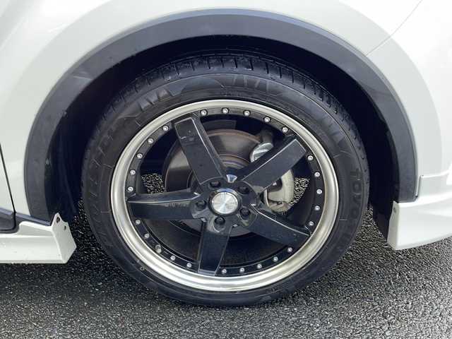 トヨタ Ｃ－ＨＲ G LEDエディション 京都府 2018(平30)年 4.8万km ブラック/ホワイトパールクリスタルシャイン 2トーン モデリスタエアロ　純正９インチナビ　Ｂｌｕｅｔｏｏｔｈオーディオ　ＤＶＤ再生　フルセグ　バックカメラ　レーダークルーズ　ブラインドスポットモニター　クリアランスソナー　社外１９インチアルミ　ＥＴＣ