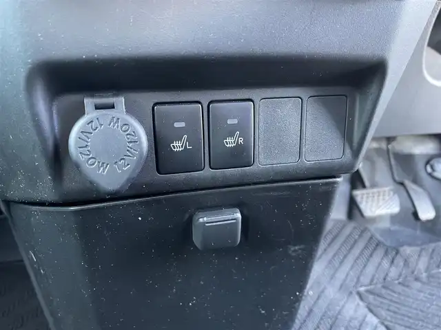 トヨタ ルーミー X S 富山県 2019(令1)年 2.5万km 黒 ４WD/ワンオーナー/純正ナビ/Bluetooth/パワースライドドア/セーフティセンス/衝突軽減ブレーキ/オートマチックハイビーム/アイドリングストップ/ビルトインETC/コーナーセンサー/運転席助手席シートヒーター