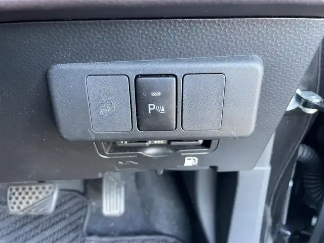 トヨタ ルーミー X S 富山県 2019(令1)年 2.5万km 黒 ４WD/ワンオーナー/純正ナビ/Bluetooth/パワースライドドア/セーフティセンス/衝突軽減ブレーキ/オートマチックハイビーム/アイドリングストップ/ビルトインETC/コーナーセンサー/運転席助手席シートヒーター