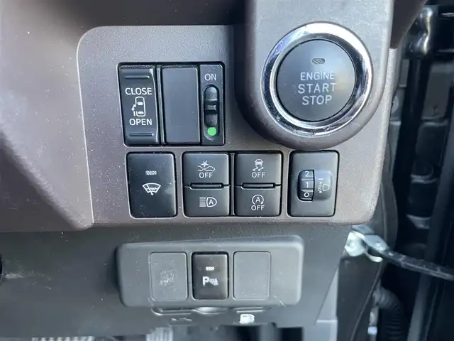 トヨタ ルーミー X S 富山県 2019(令1)年 2.5万km 黒 ４WD/ワンオーナー/純正ナビ/Bluetooth/パワースライドドア/セーフティセンス/衝突軽減ブレーキ/オートマチックハイビーム/アイドリングストップ/ビルトインETC/コーナーセンサー/運転席助手席シートヒーター