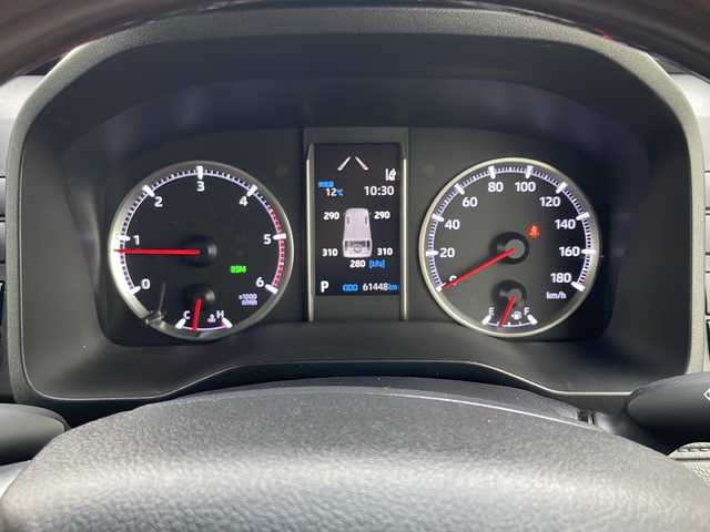 トヨタ グランエース プレミアム 茨城県 2020(令2)年 6.2万km ブラック トヨタセーフティセンス/アクティブクルーズコントロール/ステアリングスイッチ/純正ナビ　フルセグ/BT/AM/FM/アラウンドビューモニター/全席パワーシート/レザーシート/両側パワースライド/後席モニター/シートヒーター/オットマン/オートハイビーム/LEDオートライト/純正フロアマット/純正アルミホイール/USBポート/ブラインドスポット/ドラレコ//スマートキー/ETC