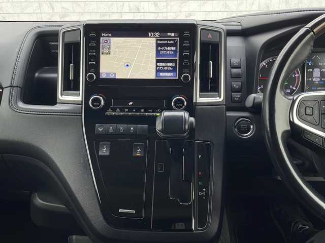 トヨタ グランエース プレミアム 茨城県 2020(令2)年 6.2万km ブラック トヨタセーフティセンス/アクティブクルーズコントロール/ステアリングスイッチ/純正ナビ　フルセグ/BT/AM/FM/アラウンドビューモニター/全席パワーシート/レザーシート/両側パワースライド/後席モニター/シートヒーター/オットマン/オートハイビーム/LEDオートライト/純正フロアマット/純正アルミホイール/USBポート/ブラインドスポット/ドラレコ//スマートキー/ETC