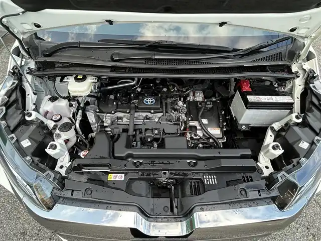 トヨタ ノア ハイブリッド S－G 千葉県 2023(令5)年 2.3万km ホワイトパールクリスタルシャイン ワンオーナー/禁煙車/１０．５インチディスプレイオーディオ/ＨＤＭＩ/パノラミックビューモニター/両側パワースライド/ビルトインＥＴＣ２．０/コーナーセンサー/トヨタセーフティセンス/レーダークルーズコントロール/オートハイビーム/純正フロアマット