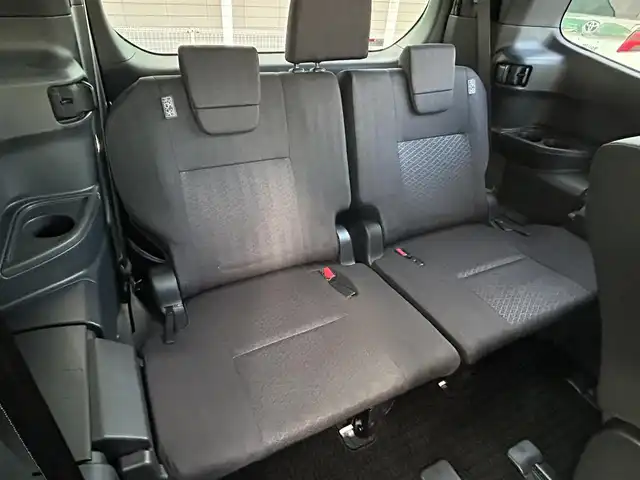 トヨタ ノア ハイブリッド S－G 千葉県 2023(令5)年 2.3万km ホワイトパールクリスタルシャイン ワンオーナー/禁煙車/１０．５インチディスプレイオーディオ/ＨＤＭＩ/パノラミックビューモニター/両側パワースライド/ビルトインＥＴＣ２．０/コーナーセンサー/トヨタセーフティセンス/レーダークルーズコントロール/オートハイビーム/純正フロアマット