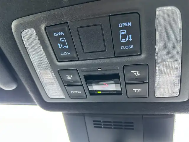 トヨタ ノア ハイブリッド S－G 千葉県 2023(令5)年 2.3万km ホワイトパールクリスタルシャイン ワンオーナー/禁煙車/１０．５インチディスプレイオーディオ/ＨＤＭＩ/パノラミックビューモニター/両側パワースライド/ビルトインＥＴＣ２．０/コーナーセンサー/トヨタセーフティセンス/レーダークルーズコントロール/オートハイビーム/純正フロアマット