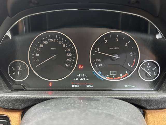 ＢＭＷ ３２０ｄ ツーリング ラグジュアリー 千葉県 2018(平30)年 2万km ミネラルホワイト ＡＣＣ　/純正ナビ　/バックカメラ　/ＰＤＣ　/レザーシート　/シートヒーター　/メモリーパワーシート　/ＢＳＭ　/レーンアシスト　/ＬＥＤヘッドライト　/オートライト　/電動リアゲート　/ドライブレコーダー　/ＥＴＣ