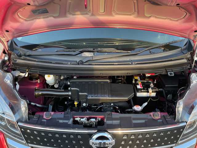 日産 デイズ ルークス ハイウェイスター Gターボ 沖縄県 2019(平31)年 7.9万km スパークリングレッド/ブラック ナビ　/フルセグＴＶ　/オーディオ（Ｂｌｕｅｔｏｏｔｈ、ＤＶＤ、ＣＤ、ＳＤ）/全方位カメラ　/ＥＴＣ　/両側パワースライドドア　/ＬＥＤヘッドライト　/フォグライト　/エマージェンシーブレーキ/前後コーナーセンー/ステアリングスイッチ