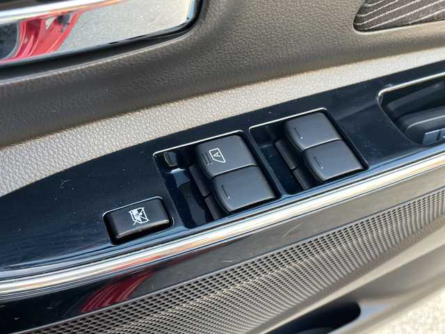 日産 デイズ ルークス ハイウェイスター Gターボ 沖縄県 2019(平31)年 7.9万km スパークリングレッド/ブラック ナビ　/フルセグＴＶ　/オーディオ（Ｂｌｕｅｔｏｏｔｈ、ＤＶＤ、ＣＤ、ＳＤ）/全方位カメラ　/ＥＴＣ　/両側パワースライドドア　/ＬＥＤヘッドライト　/フォグライト　/エマージェンシーブレーキ/前後コーナーセンー/ステアリングスイッチ