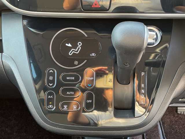 日産 デイズ ルークス ハイウェイスター Gターボ 沖縄県 2019(平31)年 7.9万km スパークリングレッド/ブラック ナビ　/フルセグＴＶ　/オーディオ（Ｂｌｕｅｔｏｏｔｈ、ＤＶＤ、ＣＤ、ＳＤ）/全方位カメラ　/ＥＴＣ　/両側パワースライドドア　/ＬＥＤヘッドライト　/フォグライト　/エマージェンシーブレーキ/前後コーナーセンー/ステアリングスイッチ