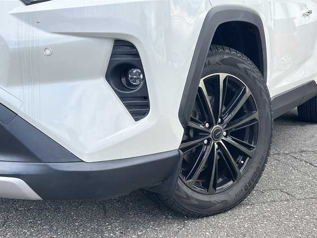 トヨタ ＲＡＶ４ ハイブリットG 福井県 2020(令2)年 8万km ホワイトパールクリスタルシャイン パノラマルーフ/アルパイン８インチメモリナビゲーション/フルセグテレビ/バックカメラ/プリクラッシュセーフティ/レーンキープアシスト/アダプティブクルーズコントロール/ブラインドスポットモニター/社外１８インチアルミホイール/（純正アルミホイール見込みあり）/D席パワーシート/黒革シート/パワーシート/パワーバックドア/シートヒーター/ルーフレール/ETC/前後ドライブレコーダー/スマートキー/プッシュスタート/保証書/取扱説明書