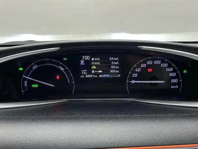 トヨタ シエンタ ハイブリッド G クエロ 愛知県 2018(平30)年 7万km ホワイトパールクリスタルシャイン 純正ナビ　フルセグＴＶ　バックカメラ　シートヒーター　両側パワスラ　ハーフレザー　純正１５インチアルミ　ＥＴＣ　純正ドラレコ　セーフティセンス　衝突軽減　オートハイビーム　ＬＥＤライト　フォグ　禁煙車　TVキャン