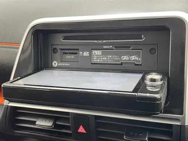 トヨタ シエンタ ハイブリッド G クエロ 愛知県 2018(平30)年 7万km ホワイトパールクリスタルシャイン 純正ナビ　フルセグＴＶ　バックカメラ　シートヒーター　両側パワスラ　ハーフレザー　純正１５インチアルミ　ＥＴＣ　純正ドラレコ　セーフティセンス　衝突軽減　オートハイビーム　ＬＥＤライト　フォグ　禁煙車　TVキャン