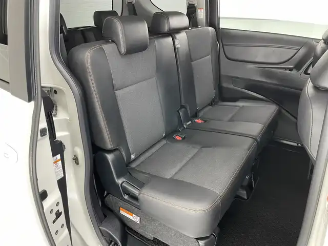 トヨタ シエンタ ハイブリッド G クエロ 愛知県 2018(平30)年 7万km ホワイトパールクリスタルシャイン 純正ナビ　フルセグＴＶ　バックカメラ　シートヒーター　両側パワスラ　ハーフレザー　純正１５インチアルミ　ＥＴＣ　純正ドラレコ　セーフティセンス　衝突軽減　オートハイビーム　ＬＥＤライト　フォグ　禁煙車　TVキャン