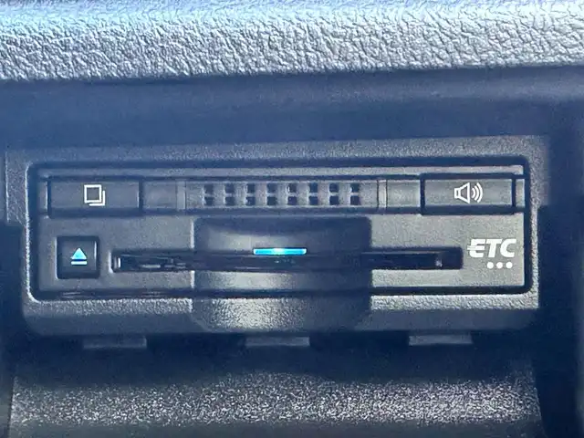 トヨタ クラウン アスリート S-T 愛知県 2016(平28)年 4.3万km プレシャスシルバー 登録時走行距離　43020km/ワンオーナー/取扱説明書/保証書/純正ナビ/(Bluetooth/AM/FM/USB/CD/DVD)/バックカメラ/レーダークルーズコントロール/エアロ（AIMGAIN）/パドルシフト/パワーシート（DN席）/横滑り防止装置/コーナーセンサー/盗難防止装置/衝突軽減システム/スマートキー/スペアキー/純正フロアマット/ビルドインETC/純正アルミ１８インチ