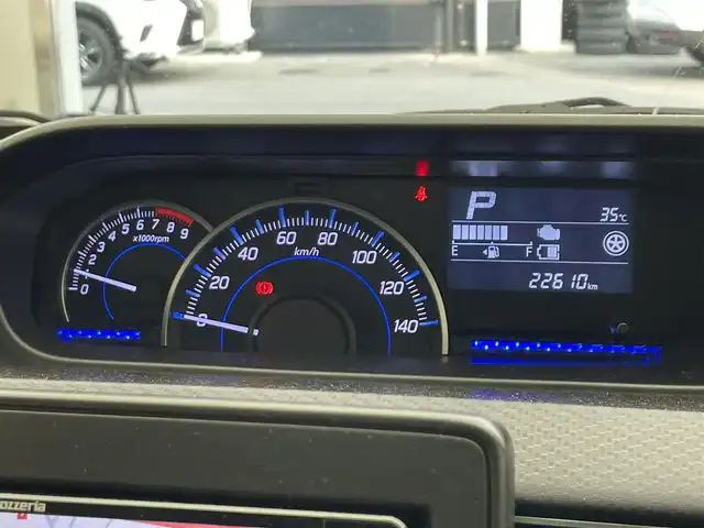スズキ ワゴンＲ HYBRID FZ 滋賀県 2017(平29)年 2.3万km ブリスクブルーM 社外SDナビ/・フルセグTV/・CD DVD/・Bluetooth/バックカメラ/衝突軽減ブレーキ/車線逸脱警報/ヘッドアップディスプレイ/アイドリングストップ/ETC/スマートキー×２/革巻きステアリング/ステアリングリモコン/シートリフター/シートリフター/電動格納ミラー/ウインカーミラー/ドアバイザー/純正フロアマット