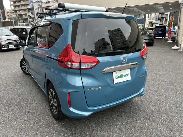 ホンダ フリード ハイブリット EX 神奈川県 2019(平31)年 4.5万km ブルーホライゾンM ワンオーナー/純正9インチナビ/・フルセグTV/・CD/DVD/SD/・Bluetooth/USB/HDMI/・AM/FM/バックカメラ/純正11.6インチフリップダウンモニター/衝突軽減ブレーキ/アクティブクルーズコントロール/レーンキープアシストシステム/ビルトインETC/両側パワースライドドア/コーナーセンサー/シートヒーター/LEDヘッドライト/フォグライト/ECON/スマートキーｘ２/取扱説明書/保証書