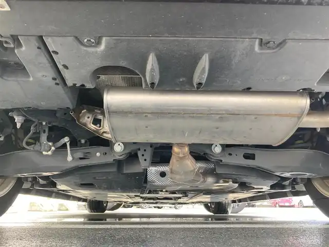 トヨタ プリウス A 静岡県 2019(令1)年 4.4万km グレーメタリック Toyota Safety Sense/社外SDナビ(CN-RE05D)/　AM FM CD DVD Bluetooth/フルセグTV/バックモニター/ビルトインETC/LEDオートヘッドランプ/モデリスタエアロ/パワーシート(運転席)/レーダークルーズコントロール/ヘッドアップディスプレイ/前後方クリアランスソナー/純正15インチアルミホイール/スマートキー2本/プッシュスタート/ドライブモードセレクト
