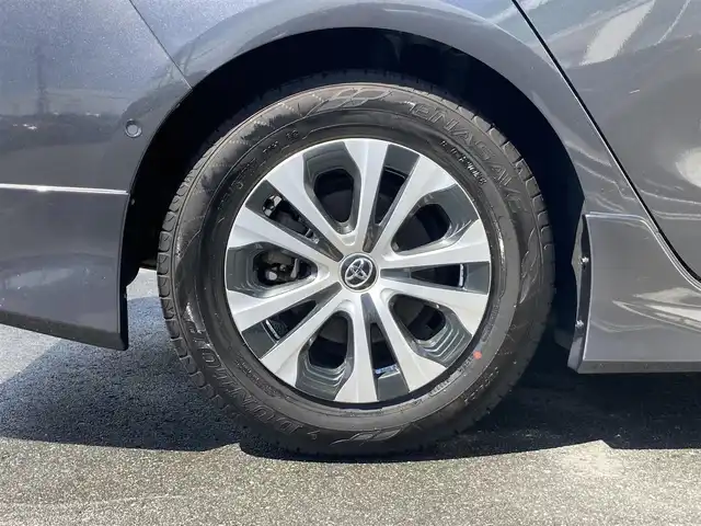 トヨタ プリウス A 静岡県 2019(令1)年 4.4万km グレーメタリック Toyota Safety Sense/社外SDナビ(CN-RE05D)/　AM FM CD DVD Bluetooth/フルセグTV/バックモニター/ビルトインETC/LEDオートヘッドランプ/モデリスタエアロ/パワーシート(運転席)/レーダークルーズコントロール/ヘッドアップディスプレイ/前後方クリアランスソナー/純正15インチアルミホイール/スマートキー2本/プッシュスタート/ドライブモードセレクト