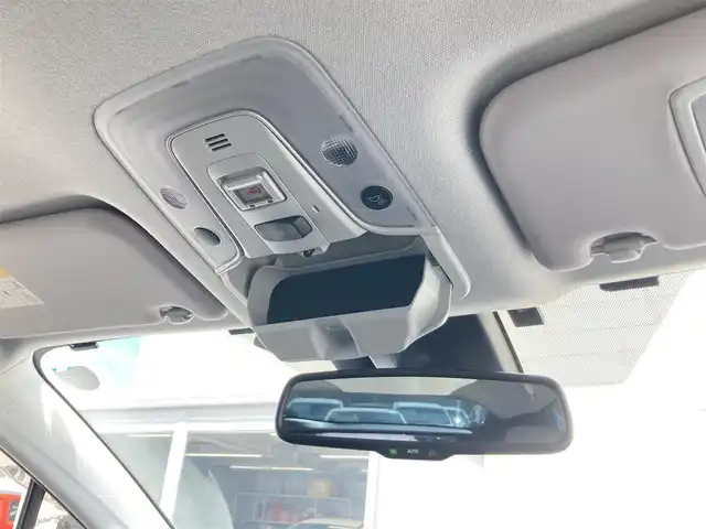 トヨタ プリウス A 静岡県 2019(令1)年 4.4万km グレーメタリック Toyota Safety Sense/社外SDナビ(CN-RE05D)/　AM FM CD DVD Bluetooth/フルセグTV/バックモニター/ビルトインETC/LEDオートヘッドランプ/モデリスタエアロ/パワーシート(運転席)/レーダークルーズコントロール/ヘッドアップディスプレイ/前後方クリアランスソナー/純正15インチアルミホイール/スマートキー2本/プッシュスタート/ドライブモードセレクト