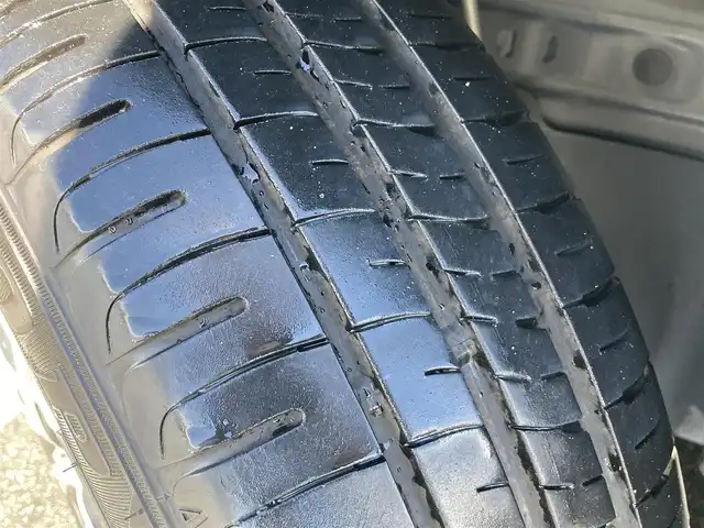 トヨタ プリウス A 静岡県 2019(令1)年 4.4万km グレーメタリック Toyota Safety Sense/社外SDナビ(CN-RE05D)/　AM FM CD DVD Bluetooth/フルセグTV/バックモニター/ビルトインETC/LEDオートヘッドランプ/モデリスタエアロ/パワーシート(運転席)/レーダークルーズコントロール/ヘッドアップディスプレイ/前後方クリアランスソナー/純正15インチアルミホイール/スマートキー2本/プッシュスタート/ドライブモードセレクト