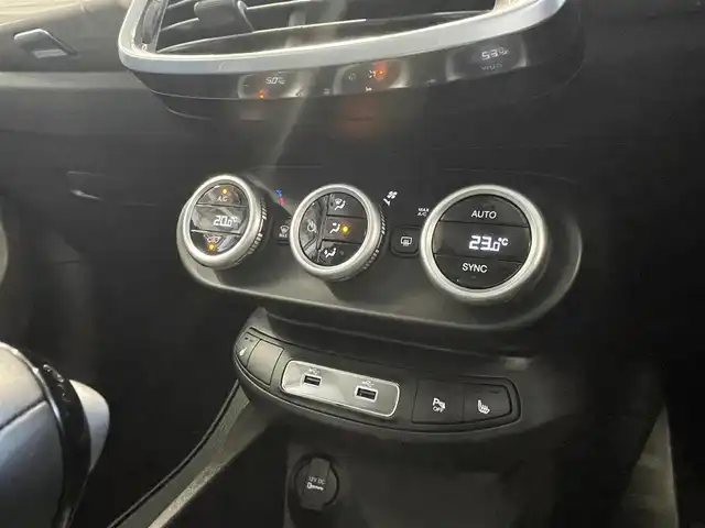 フィアット ５００Ｘ クロス 静岡県 2020(令2)年 2.5万km ベージュ ワンオーナー /セーフティドライブアシスト/軽減ブレーキACC/車線逸脱警告BSM/ディスプレイオーディオCarPlay Bluetooth/バックカメラ/ブラックレザーシート シートヒーター /パワーシート/LEDヘッドライト/前後ドライブレコーダー/ETC