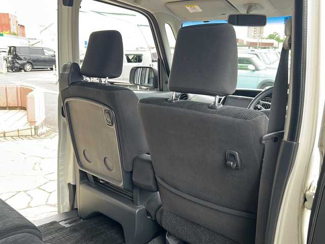 ダイハツ タント カスタム X スペシャル 静岡県 2013(平25)年 8.1万km パールホワイトⅢ 社外ナビ/・Bluetooth/CD/DVD/AUX/フルセグTV/　ラジオ/主要装備/・片側パワースライドドア/・アイドリングストップ/・純正フロアマット/・純正アルミホイール/・キセノンヘッドライト/・フォグランプ/・リモコンキー/・パワーウィンドウ（運転席オート）