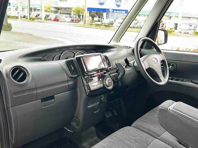 ダイハツ タント カスタム X スペシャル 静岡県 2013(平25)年 8.1万km パールホワイトⅢ 社外ナビ/・Bluetooth/CD/DVD/AUX/フルセグTV/　ラジオ/主要装備/・片側パワースライドドア/・アイドリングストップ/・純正フロアマット/・純正アルミホイール/・キセノンヘッドライト/・フォグランプ/・リモコンキー/・パワーウィンドウ（運転席オート）