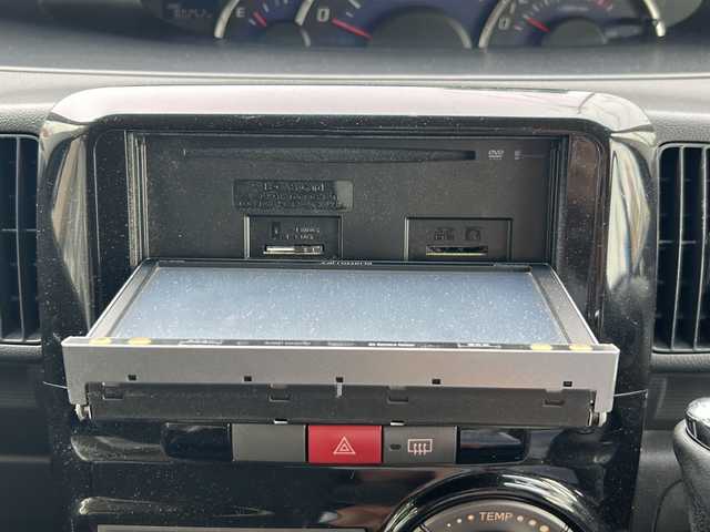 ダイハツ タント カスタム X スペシャル 静岡県 2013(平25)年 8.1万km パールホワイトⅢ 社外ナビ/・Bluetooth/CD/DVD/AUX/フルセグTV/　ラジオ/主要装備/・片側パワースライドドア/・アイドリングストップ/・純正フロアマット/・純正アルミホイール/・キセノンヘッドライト/・フォグランプ/・リモコンキー/・パワーウィンドウ（運転席オート）