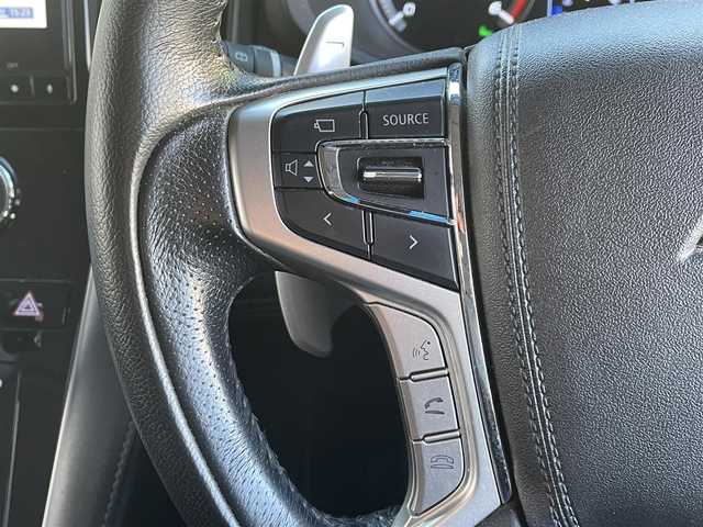 三菱 デリカＤ：５ P 群馬県 2019(平31)年 9.7万km アイガーグレーM/ダイヤモンドブラックマイカ 衝突軽減ブレーキ/レーンキープアシスト/レーダークルーズコントロール/ブラインドスポットモニター/純正10.1型SDナビゲーション/（CD/DVD/SD/USB/BT/HDMI/フルセグ）/全方位カメラ/フリップダウンモニター/両側パワースライドドア/パワーバックドア/運転席パワーシート/パドルシフト/前席シートヒーター/オートホールド/アイドリングストップ/LEDヘッドライト/フォグライト/ステアリングスイッチ/電格ミラー/純正フロアマット/ドアバイザー/純正18インチアルミホイール